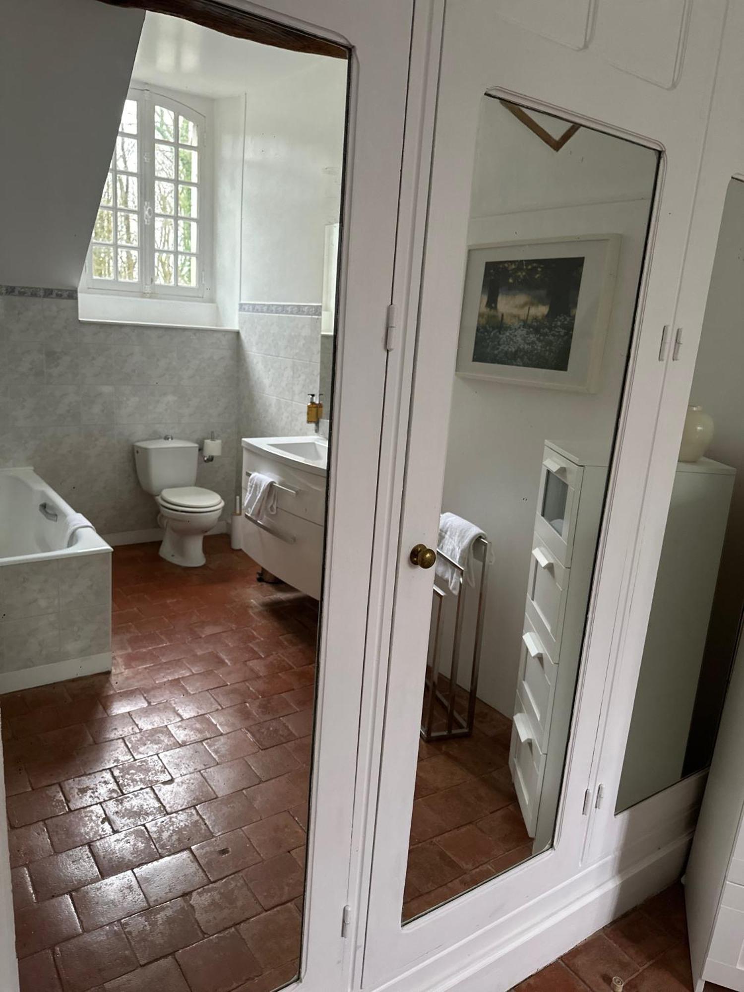 Hotel Les Grands Chenes Saint-Fargeau (Yonne)