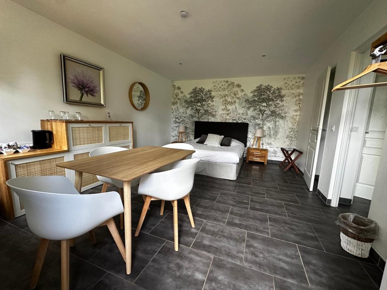 Hotel Les Grands Chenes