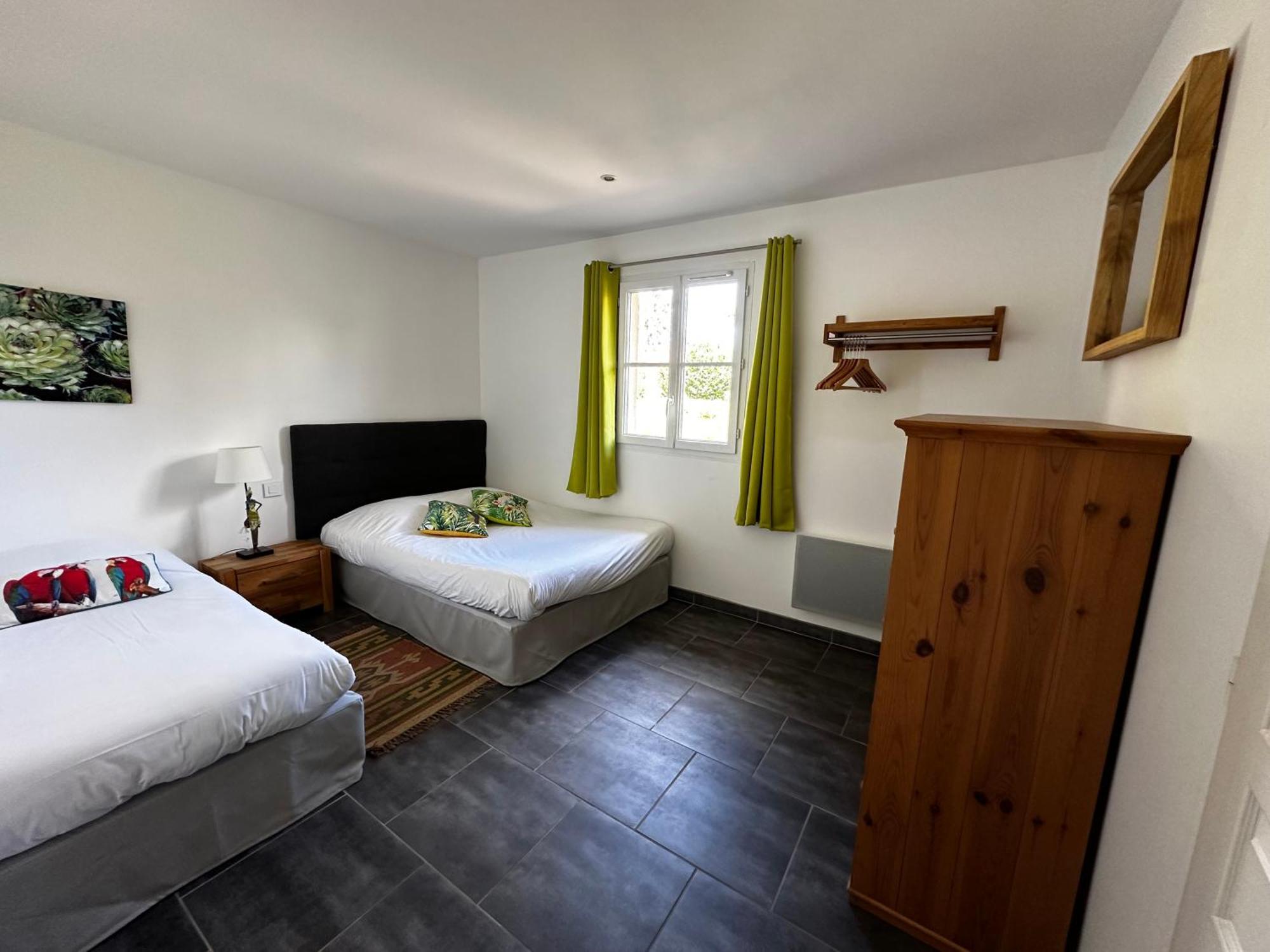 Hotel Les Grands Chenes 3*