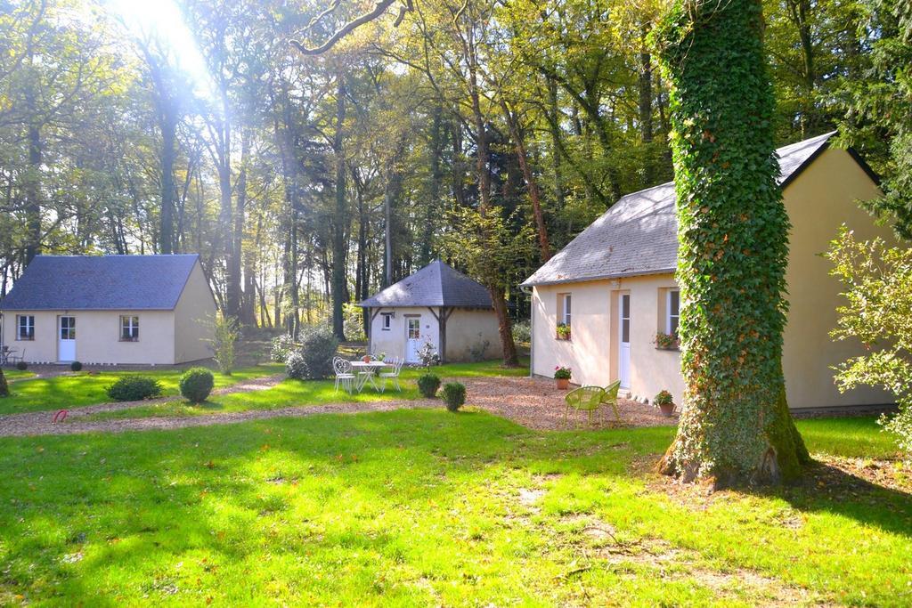 Les Grands Chenes 3* Saint-Fargeau (Yonne)